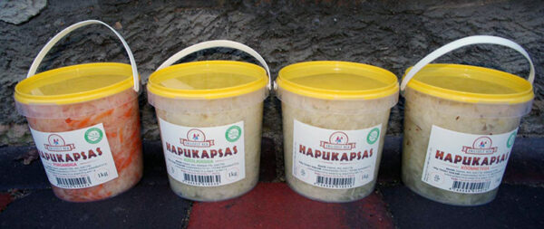 R&auml;pin&auml; kapsta&auml;ri l&auml;ts&rsquo; inne joulu huuga k&auml;&uuml;m&auml;