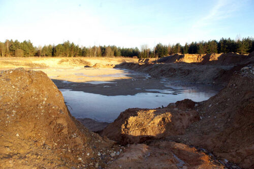 Lumbinipil pitur p&auml;&auml;l