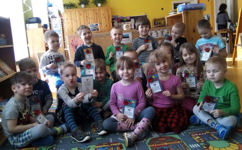 Lats&otilde; meisterdi perim&uuml;smuusikil&otilde; kingis 320 k&uuml;lm&auml;kapi-k&auml;okir&auml;st