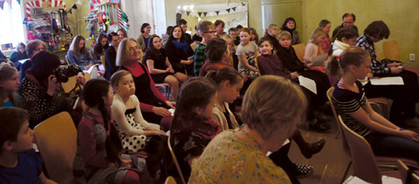 Jaigi-p&auml;iv t&otilde;i S&auml;nn&auml; m&otilde;isa saali v&auml;ikeisi jutuk&otilde;n&otilde;l&otilde;jit k&otilde;rraligult t&auml;&uuml;s