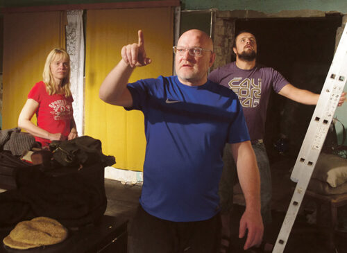 Näütemäng Kisandi Ado mälehtüisi perrä