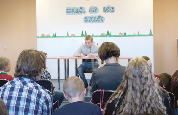 Kull&otilde;, ma loe sull&otilde;! Lug&otilde;min&otilde; latsil&otilde; lug&otilde;