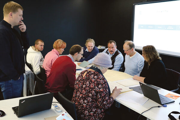 Aoluuklubi uurmis&otilde; l&auml;ttit uurman