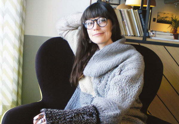 Kunstnik tege Raadamal latsõpõlvõkodo ussõ vallalõ