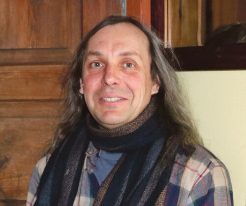 Sommeri Lauri: mu muusika om tett&uuml; maa puult kai&otilde;n lihts&auml; inemise jaos