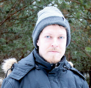 Ristim&otilde;ts j&auml;&auml;s m&auml;rgutama