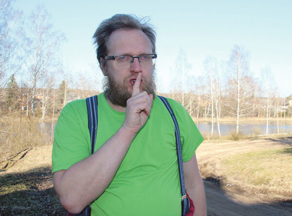 Contra sai valmis võrokeelidse luulõraamadu