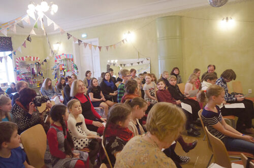 Jaigi-nimeline jutup&auml;iv kuts latsi S&auml;nn&auml;le