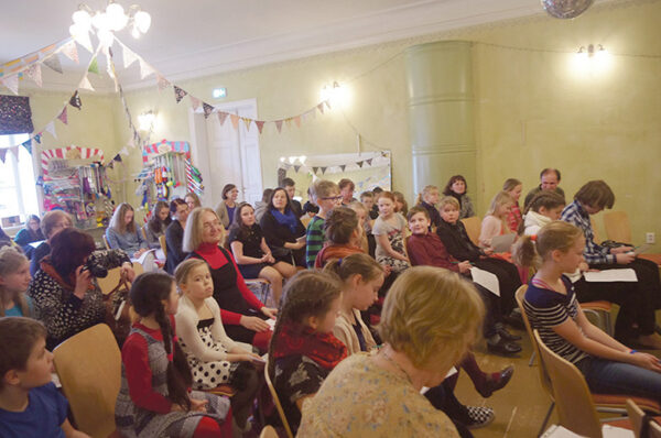 Jaigi-nimeline jutupäiv kuts latsi Sännäle