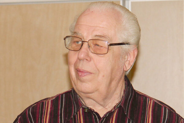 Jutuvõistlusõ võitja Leinusõ Arvo om olnu nopõ kiräsulõga joba kooliaost