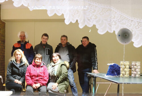 Loosi rahvas kuts j&otilde;ulumaal&otilde;