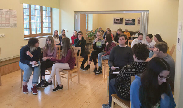 Koolilatsõ tei võrokeelist mälomängu