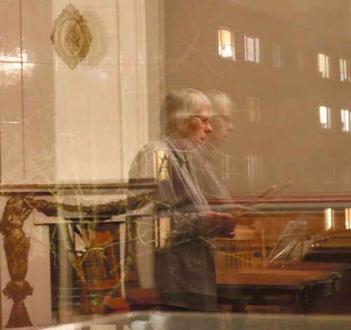 Tunnust&otilde;t kir&auml;nik H&auml;nil&auml;ne