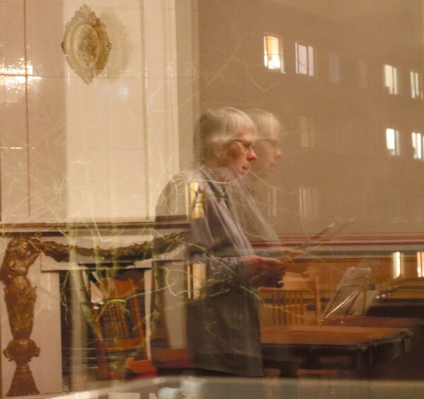 Tunnust&otilde;t kir&auml;nik H&auml;nil&auml;ne