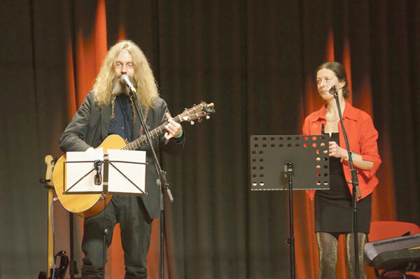 12 vahtsõt võrokeelist laulu omma salvõ saanu