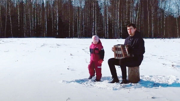 Ansamblil Kõhukesed tull’ vällä «Mõtsavahi lugu»