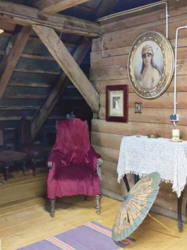 Muinsuskaits&otilde;p&auml;ivil n&auml;&uuml;d&auml;t&auml;s k&auml;k&uuml;ssin ol&otilde;vat per&auml;nd&uuml;st