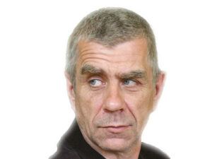 Lustiga s&uuml;nd&uuml;n&uuml; pist&uuml;jalapull j&otilde;ud p&uuml;&uuml;ne p&auml;&auml;le