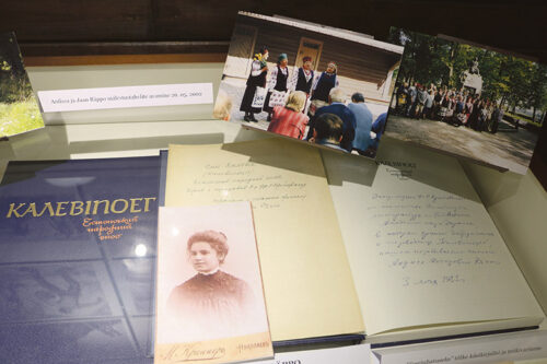 Kreutzwaldi memoriaalmuus&otilde;umin n&auml;&uuml;d&auml;t&auml;s ukrainakeelist &laquo;Kal&otilde;vipoiga&raquo; ja tutvust&otilde;das t&otilde;lkjat R&auml;ppo Anfissat