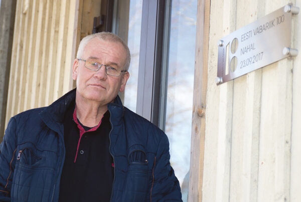 Naha &ndash; k&uuml;l&auml; per&auml;midseh vallah