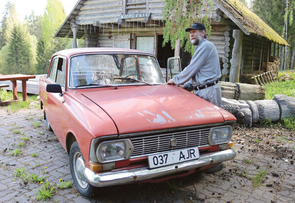 Moskvit&scaron; meel&uuml;t&auml;s uudistajit ja latsi