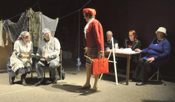 Huugu täüs tiatritükk and märgotamisainõst