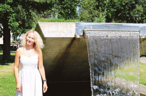 Perim&uuml;standsu festival p&uuml;&uuml;rd &uuml;&uuml; ja p&auml;&auml;v&auml; p&auml;&auml; p&auml;&auml;le