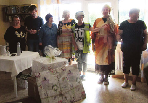 Viis väikut pakikõist