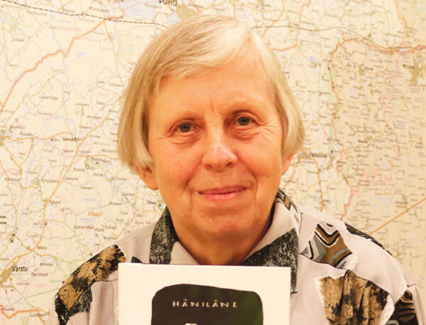 H&auml;nil&auml;ne: h&auml;&auml;d&uuml;se ja huulmisega muud&otilde;tas hinn&auml;st ja maailma par&otilde;mbas