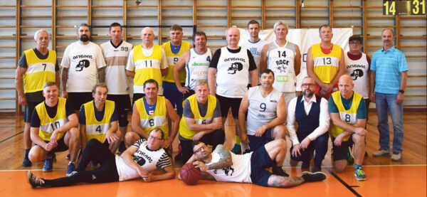 Kooli kokkotulõgi korvpallimäng