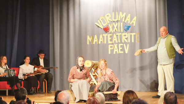 Maatiatrimaraton Lasva rahvamajan