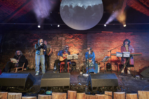 Võro lauligu anni võimsa kontsõrdi