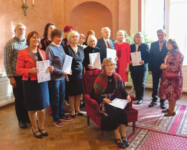 Pildikene Adamsoni luulõvõigõlusõlt